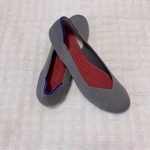 Rothy’s charcoal gray the flat round toe shoes